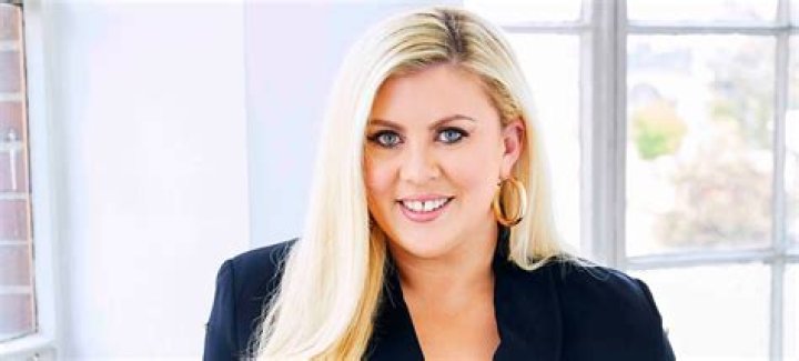5 Reasons Louise Pentland Is Pretty Fab 4