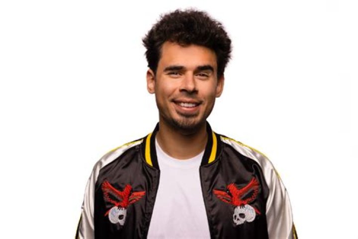 Afrojack & Black V Neck Team Up on “To The Floor”