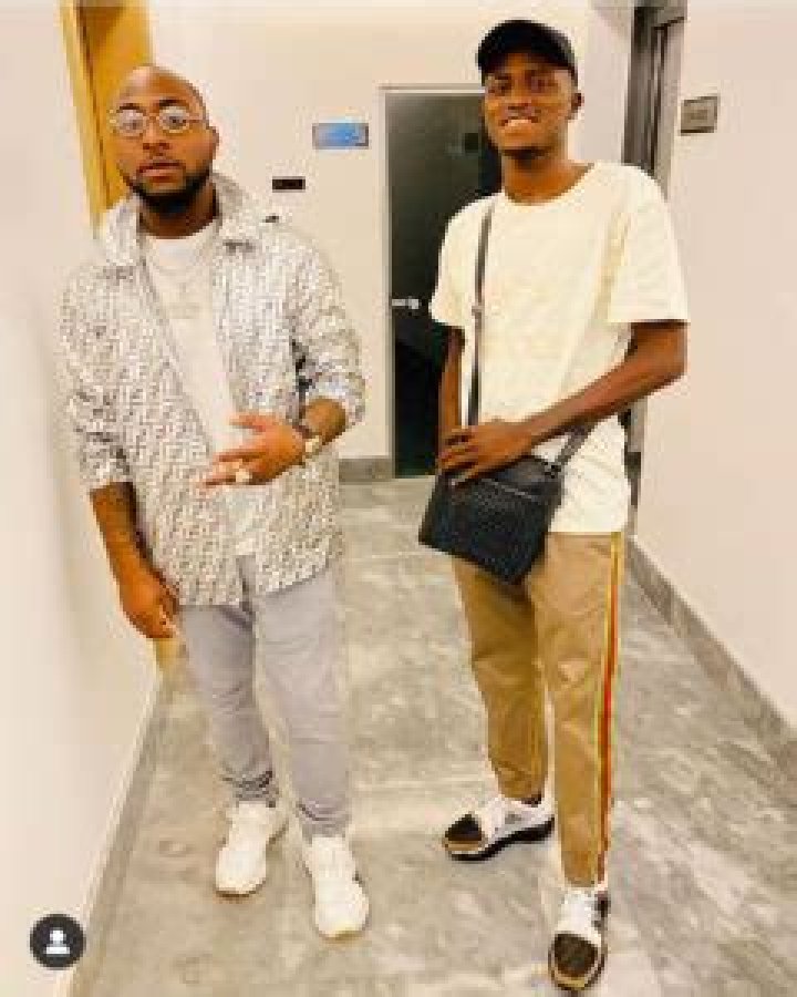 Aloma DMW Biography: Real Name, Wikipedia, Girlfriend, Age, Songs, Net Worth, Instagram, Photos & More