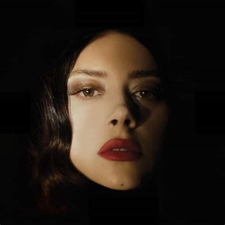 Artist 101: Katerine Duska - CelebMix