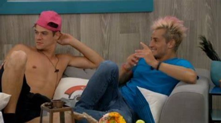 Big Brother 16 Spoilers: Zach and Frankie Grande Cuddly Bromance or Gay Showmance for BB16? (VIDEO)