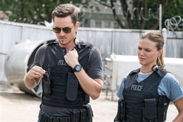 Chicago PD Winter Premiere Recap 1/3/18: Season 5 Episode 10 “Rabbit Hole”