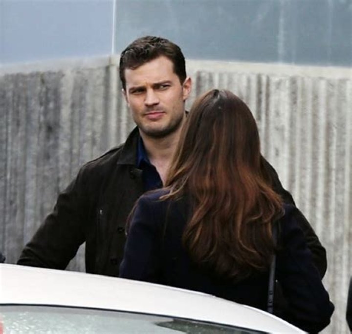 Dakota Johnson Simulating Fifty Shades Darker ‘Tedious’ Sex Scenes With Jamie Dornan (PHOTOS)