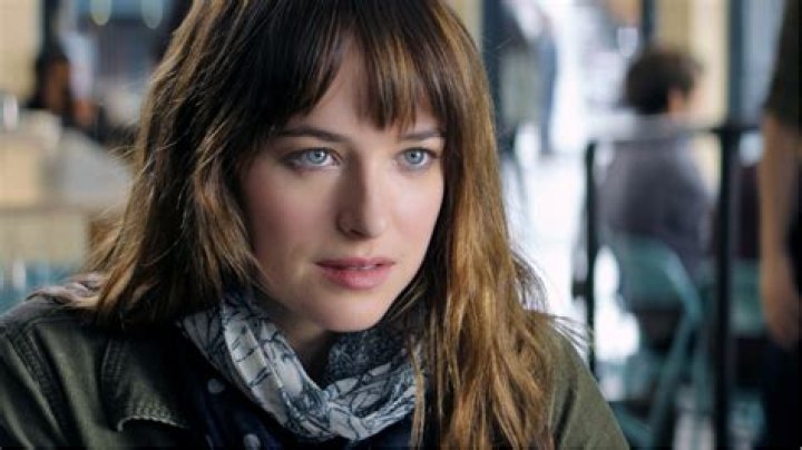 Dakota Johnson Simulating Fifty Shades Darker 'Tedious' Sex Scenes With Jamie Dornan (PHOTOS)