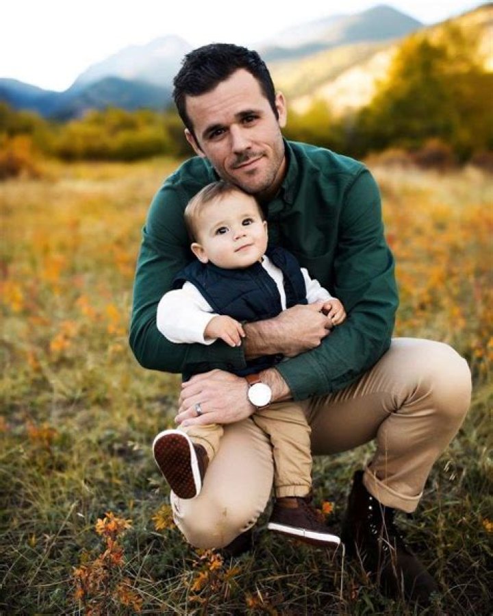Daniel LaBelle Biography: YouTube, Photography, Age, Net Worth, Wife, TikTok, Wiki, Height