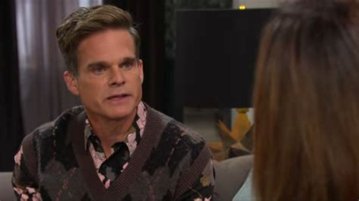 Days of Our Lives Spoilers: Eric’s Lackluster Marriage Proposal Offends Sloan – Proof Boyfriend Not Really In Love