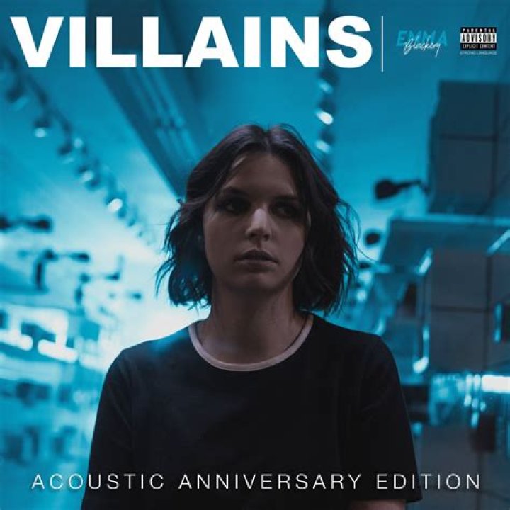 Emma Blackery announces debut album 'Villains'