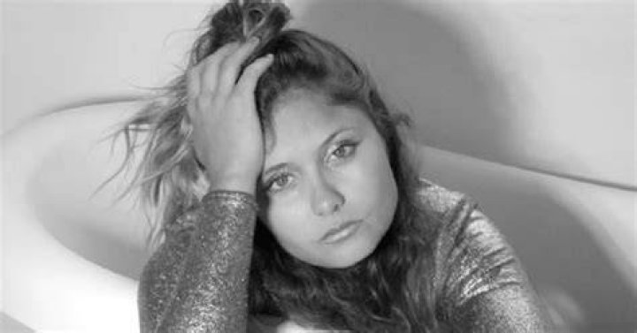 EXCLUSIVE INTERVIEW: Em Hoggett talks about her new EP What I Want To Say To You