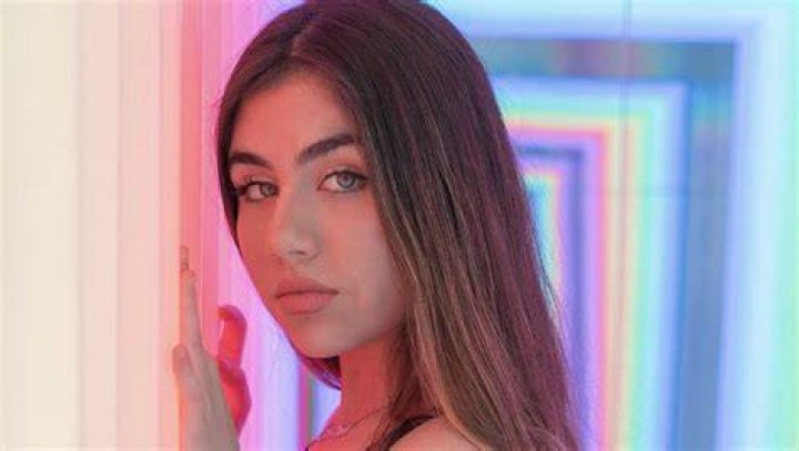 Exclusive Interview: Sabina Beyli Chats About 'Replace You'