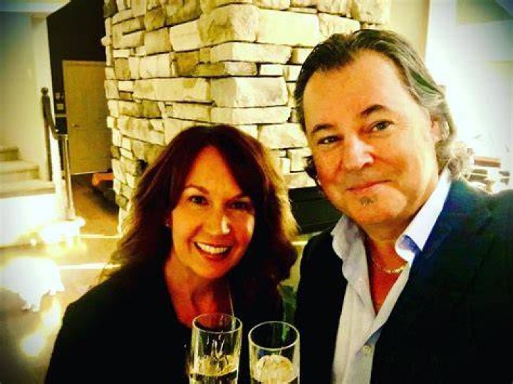 Fame | Bruce Guthro net worth and salary income estimation Jan, 2024