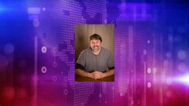 Fame | Daniel Winkler (knifemaker) net worth and salary income estimation Apr, 2024