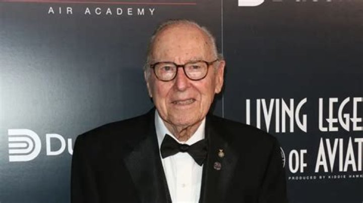 Fame | Jim Lovell net worth and salary income estimation Jan, 2024