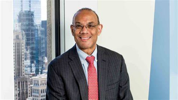 Fame | John W. Rogers Jr. net worth and salary income estimation Apr, 2024