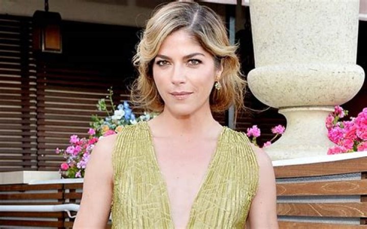 Fame | Laura Blair net worth and salary income estimation Jan, 2024