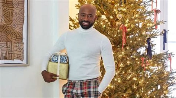 Fame | Mikel Welch net worth and salary income estimation Jan, 2024