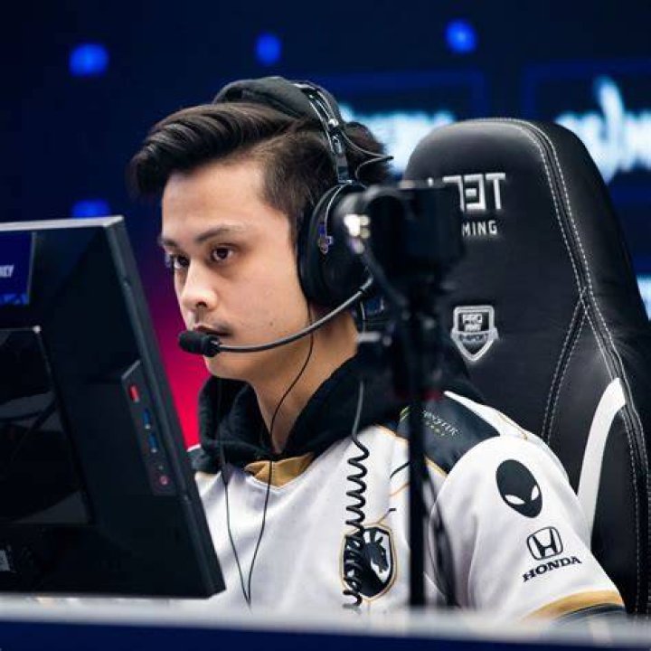 Fame | Stewie2K net worth and salary income estimation Apr, 2024