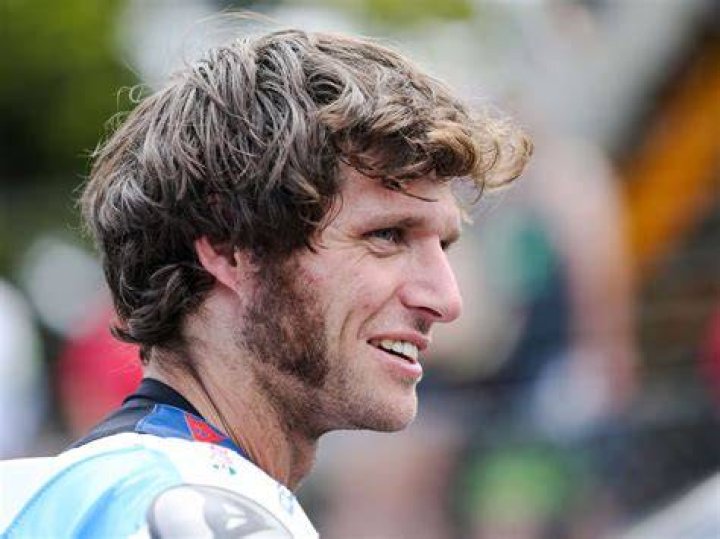 Guy Martin Biography: Age, Wife, Net Worth, Children, Wikipedia, Race, Crash, Height, Parents