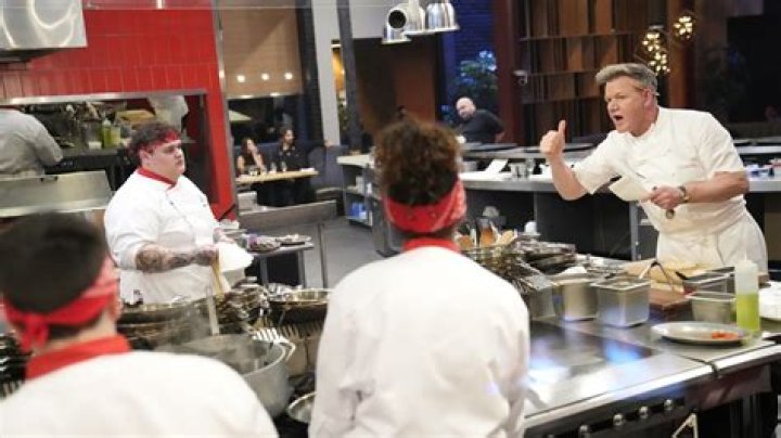 Hell’s Kitchen Recap 10/06/22: Season 21 Episode 2 “Just Wingin’ It”