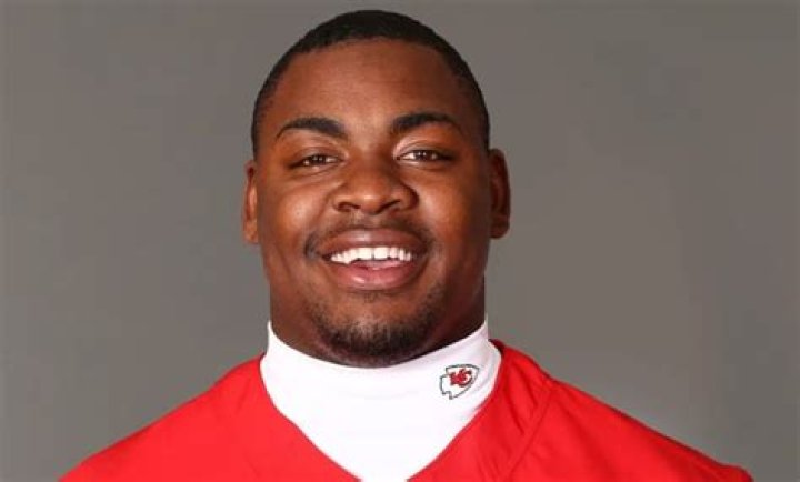 Know About Chris Jones; Chiefs, Injury, Stats, NFL, Contract, Dating