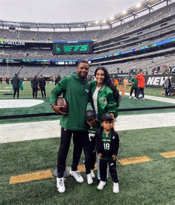 Know About Randall Cobb; NFL, Wife, Family, Age, Stats, Salary