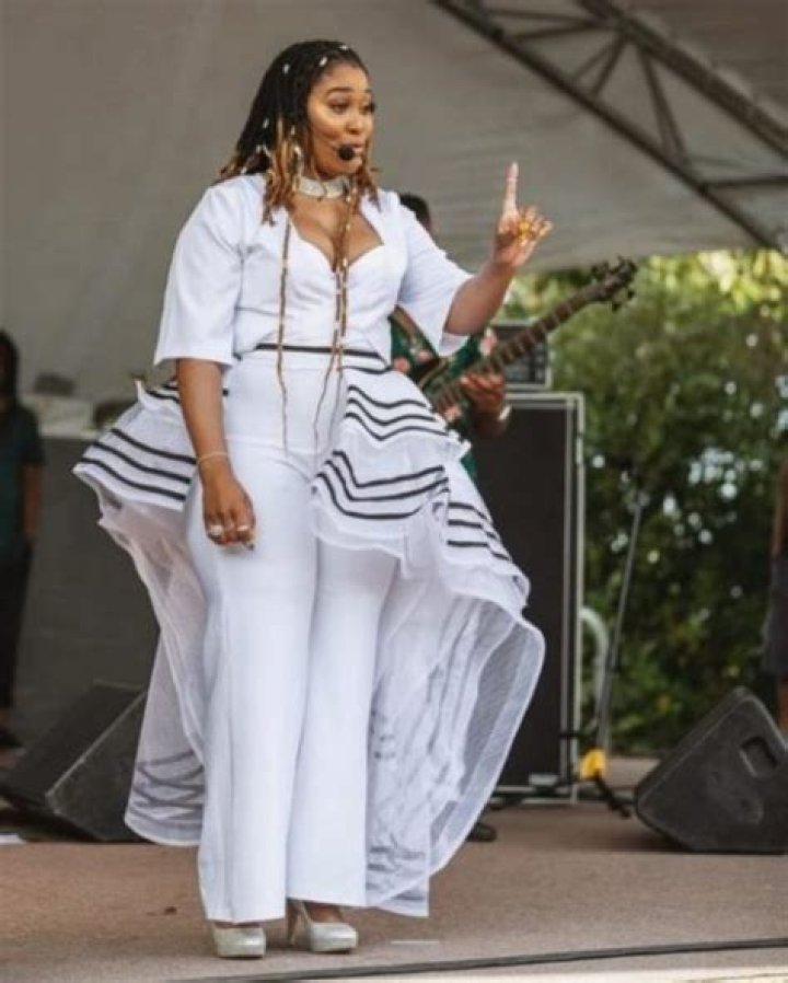 Lady Zamar Biography, Songs, Age, Lyrics, Net Worth, Married, Husband, Boyfriend, Wikipedia, Pictures