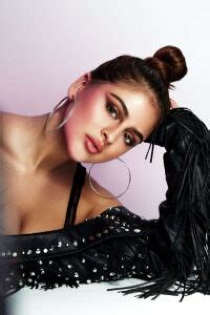 Lauren Giraldo Biography: Age, Net Worth, Boyfriend, Sister, Height, Parents