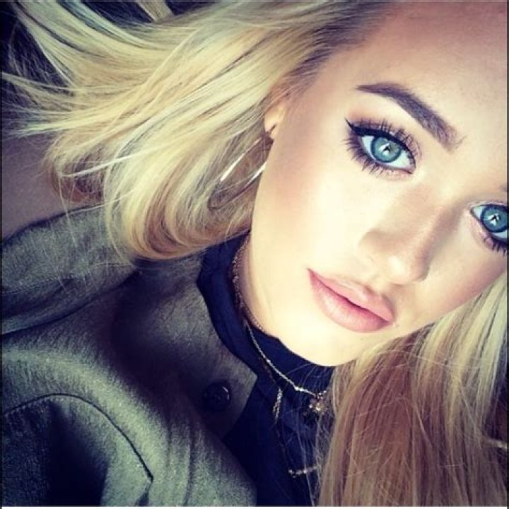 Lottie Tomlinson Posts A Video of her Gorgeous (and Simple) Everyday Make Up