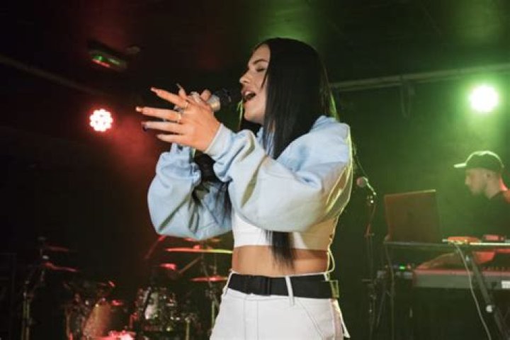 Mabel announces UK and European tour for 2020