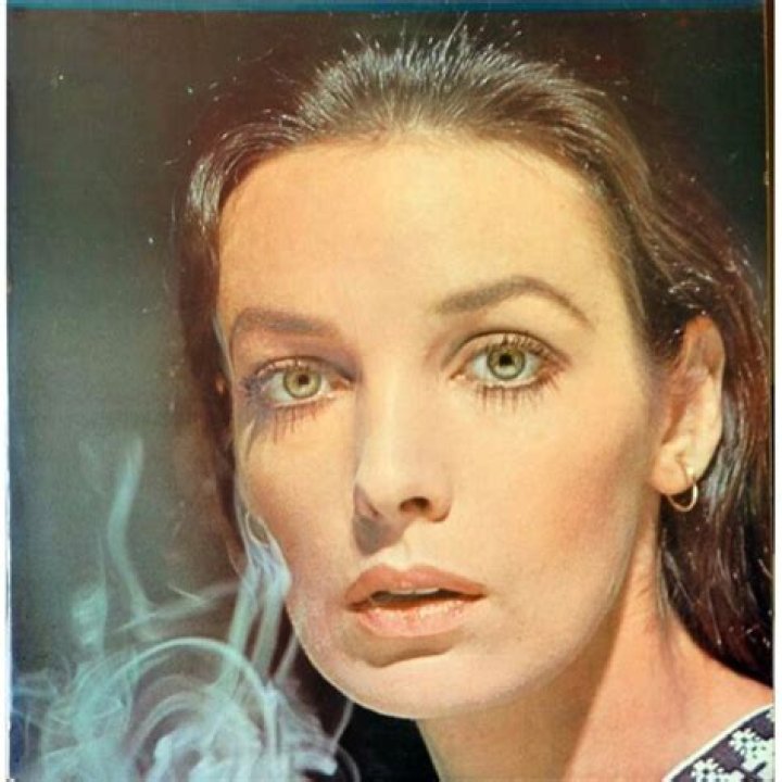 Marie Laforet Jeune