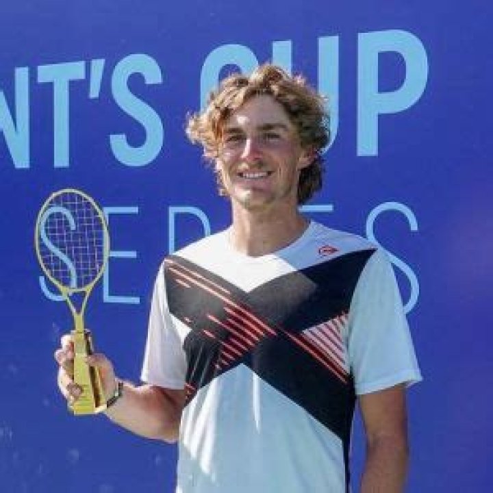 Max Purcell Girlfriend, Dating, Parents, Family, Height & Facts