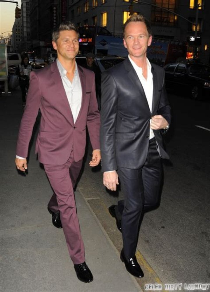 Neil Patrick Harris: Butt Squeeze By Elton John’s Husband, David Furnish Neil Patrick Harris: Butt Squeeze By Elton John’s Husband, David Furnish