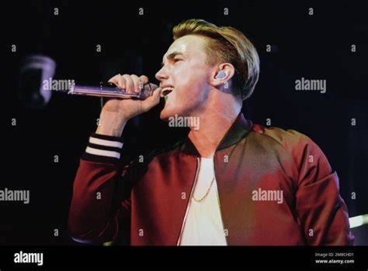 Photo Gallery: Jesse McCartney at Irving Plaza in New York City