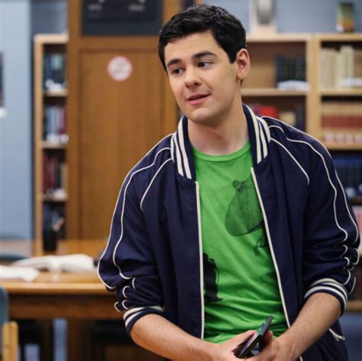Pretty Little Liars Season 5 Spoilers: Caleb And Lucas Return – Alison Forms An Army