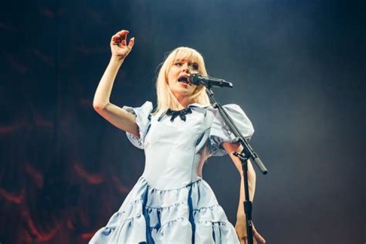 REVIEW: Maisie Peters is magical storyteller at landmark Wembley Arena show