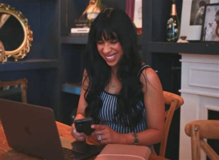 Samantha McGregor Explains How She Helps Her Clients Seek Clarity
