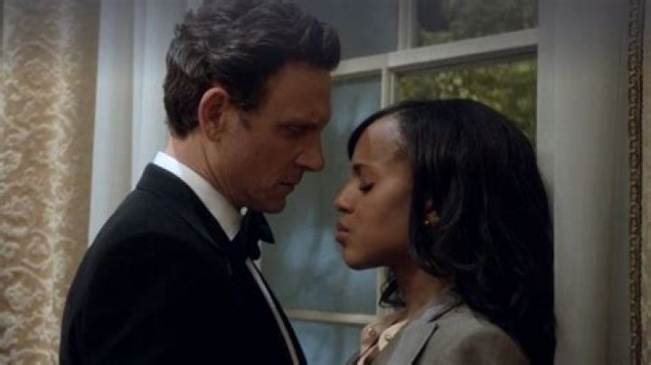 Scandal Premiere Recap 10/5/17: Season 7 Episode 1 "Watch Me"