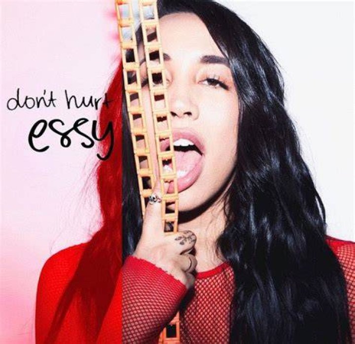 Sierra Deaton From Alex & Sierra, Under New Name Essy, Releases Debut Single "Don't Hurt"