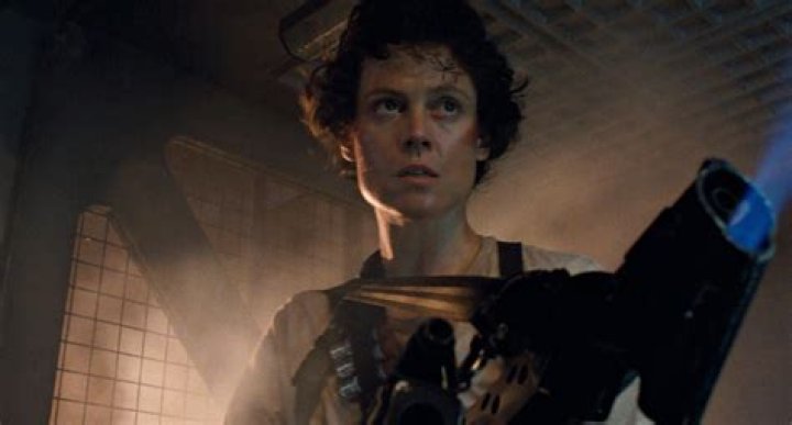 Sigourney Weaver Says That Aliens 5 Will Give Ripley a Satisfying Ending
