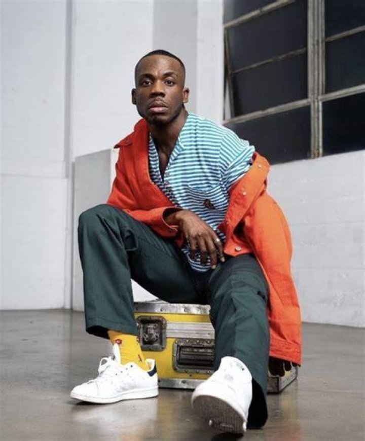 Singer and Celebrity Dancer, Mykell Wilson Releases Original Single 'Halfway To The Moon'