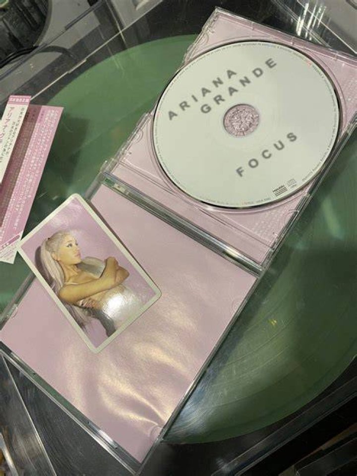 SINGLE REVIEW: Ariana Grande 'Focus'
