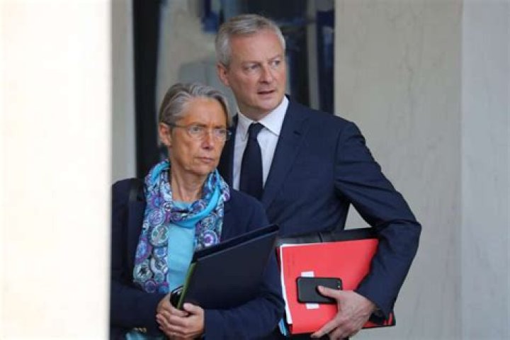 Son Fils Elisabeth Borne Et Son Mari Photo