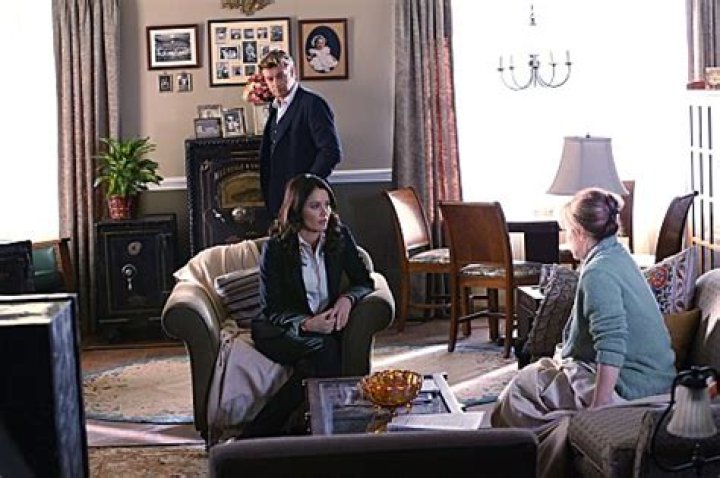 The Mentalist RECAP 4/28/13: Season 5 Episode 21 “Red and Itchy”