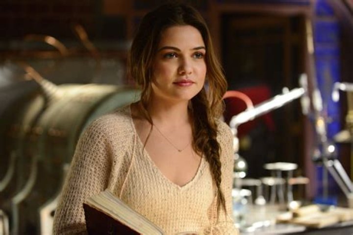 The Originals Recap - Davina and Lucien - Dead and Gone: Season 3 Episode 20 "Where Nothing Stays Buried"