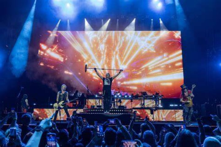 The Stone Roses Announce 2017 Tour Dates