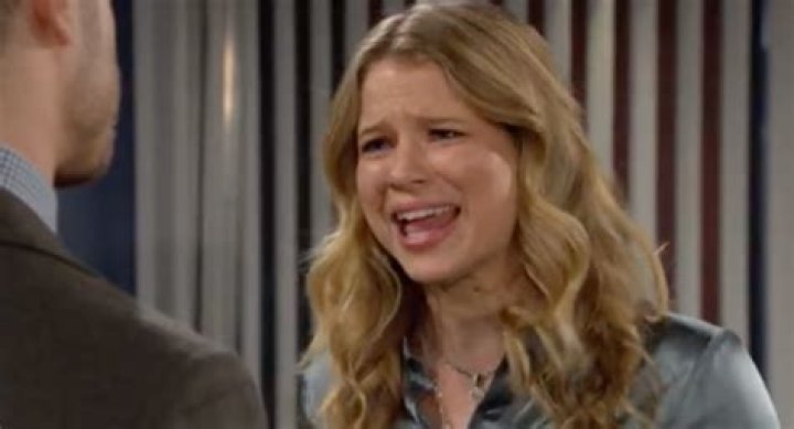 The Young and the Restless Spoilers: Kyle Damages Marriage – Summer Recognizes Sneaky Diane In Husband