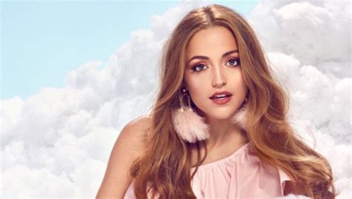 What is Kathleen Fuentes' Snapchat?